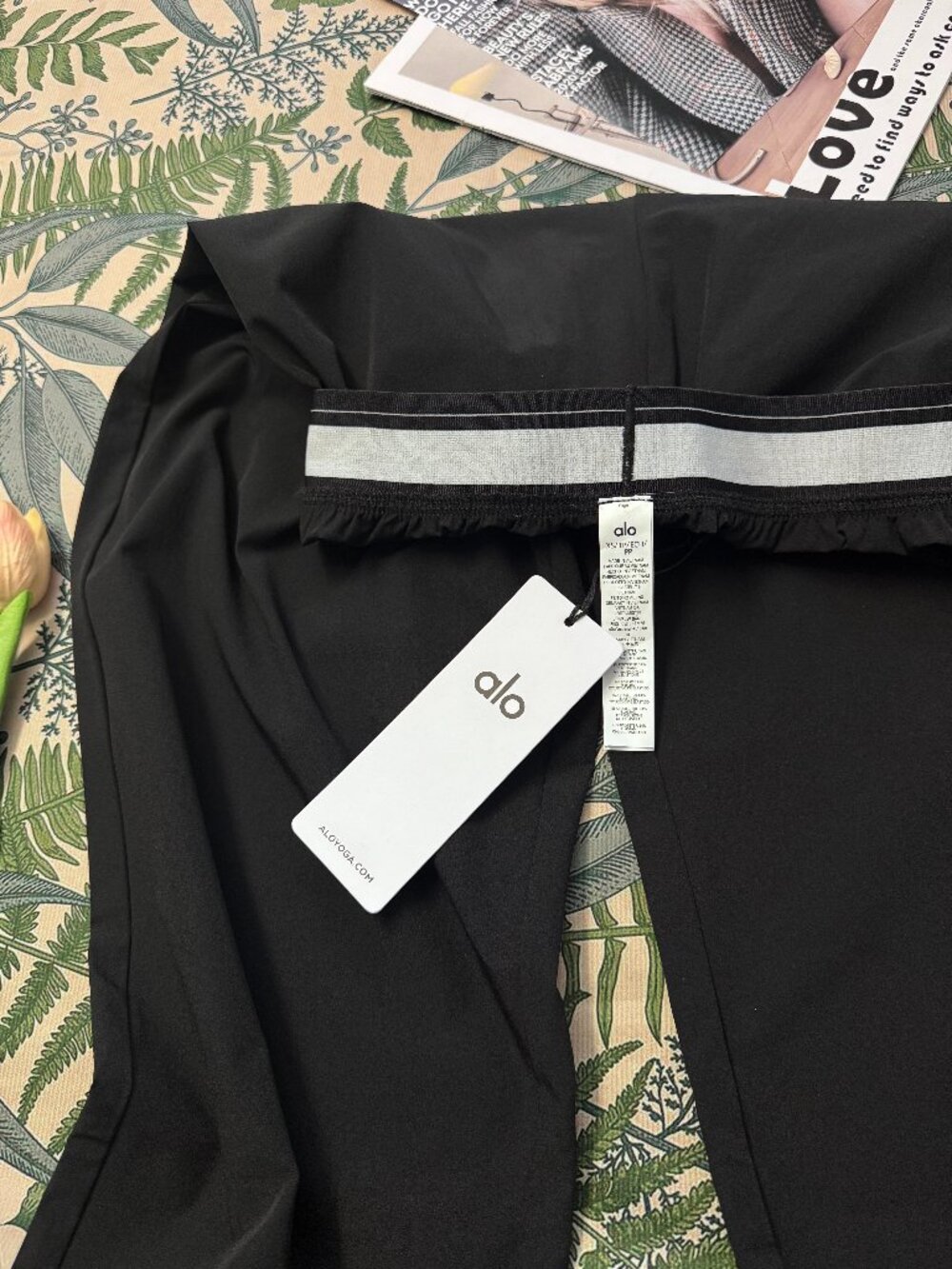 😘 ALO Yoga(Regular)Women's Suit Up Trouser NWT 💗 Loose fit Pants 30"inches - Picture 4 of 9